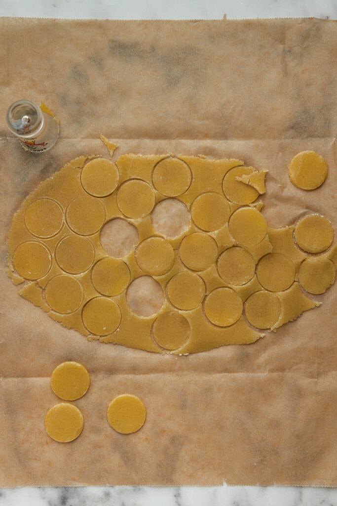 Cutting streusel dough into circles