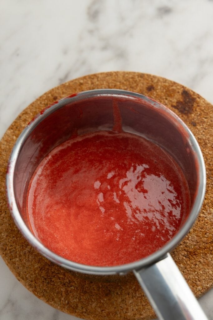 Filtered strawberry puree