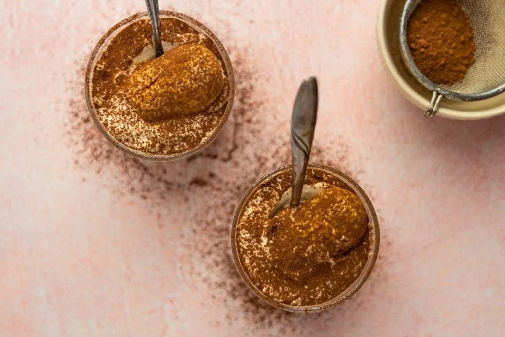 Classic tiramisu for two