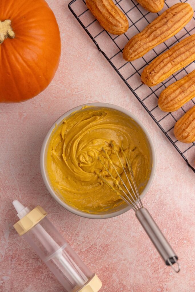 Pumpkin pastry cream for filling desserts