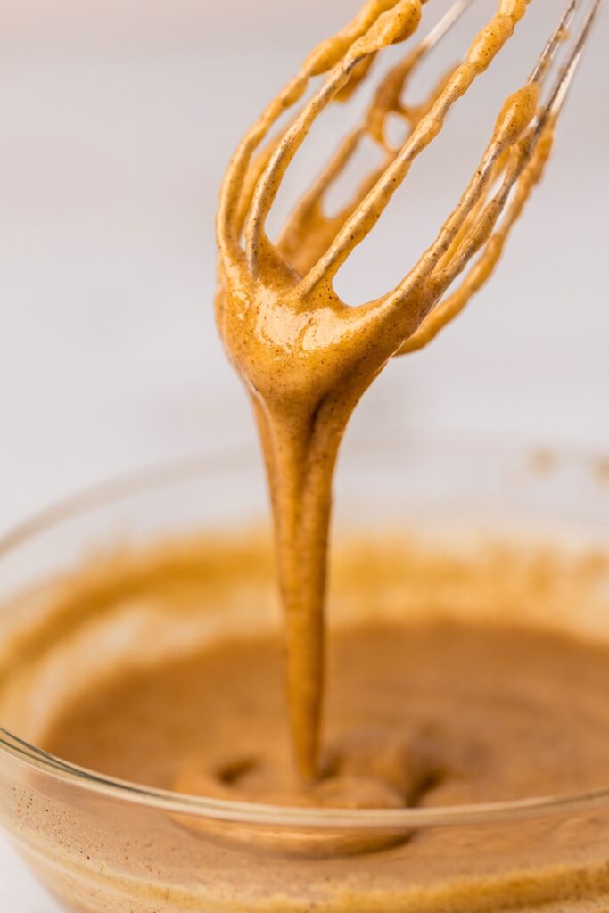 Homemade cinnamon glaze for topping