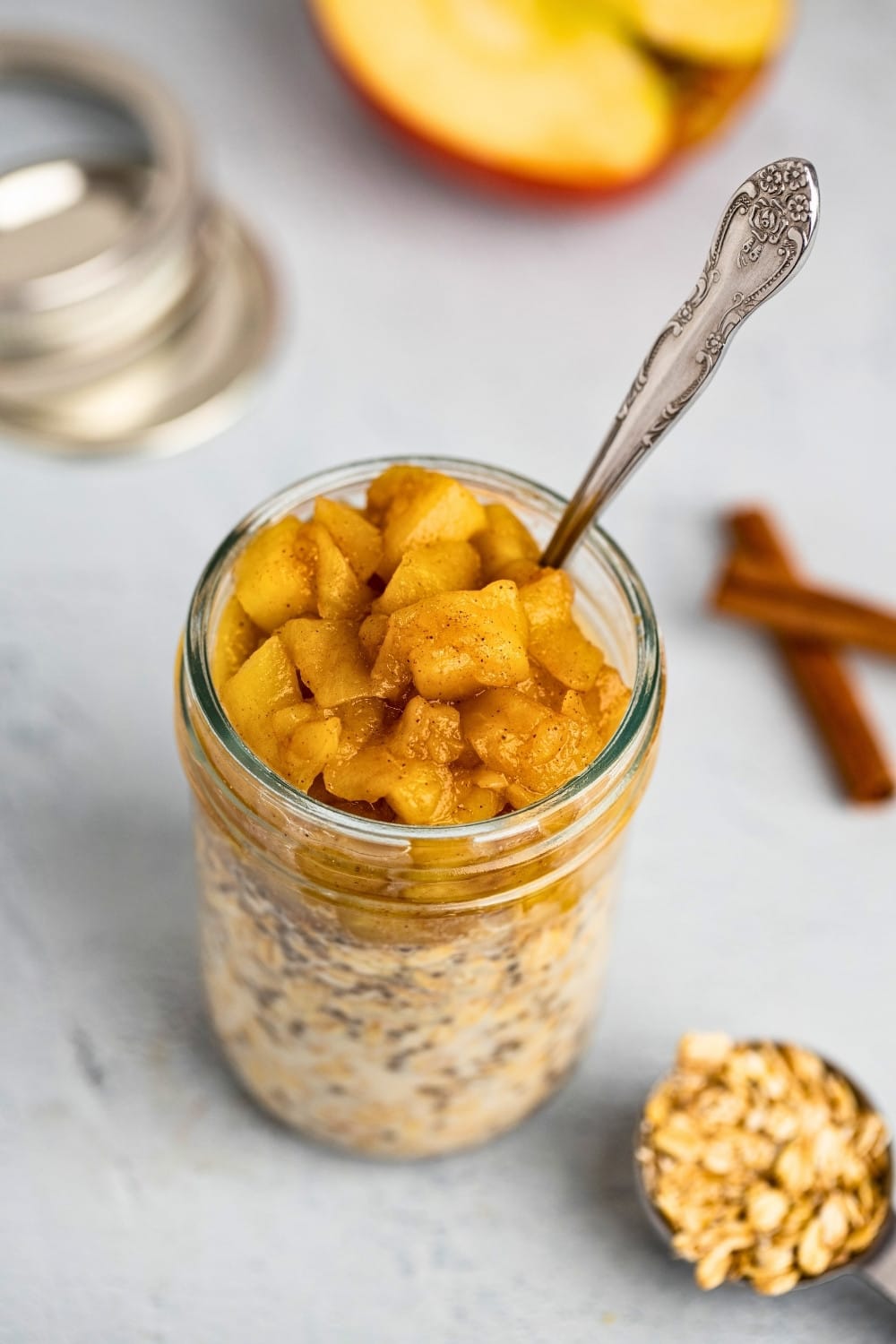 Apple cinnamon overnight oats featured image