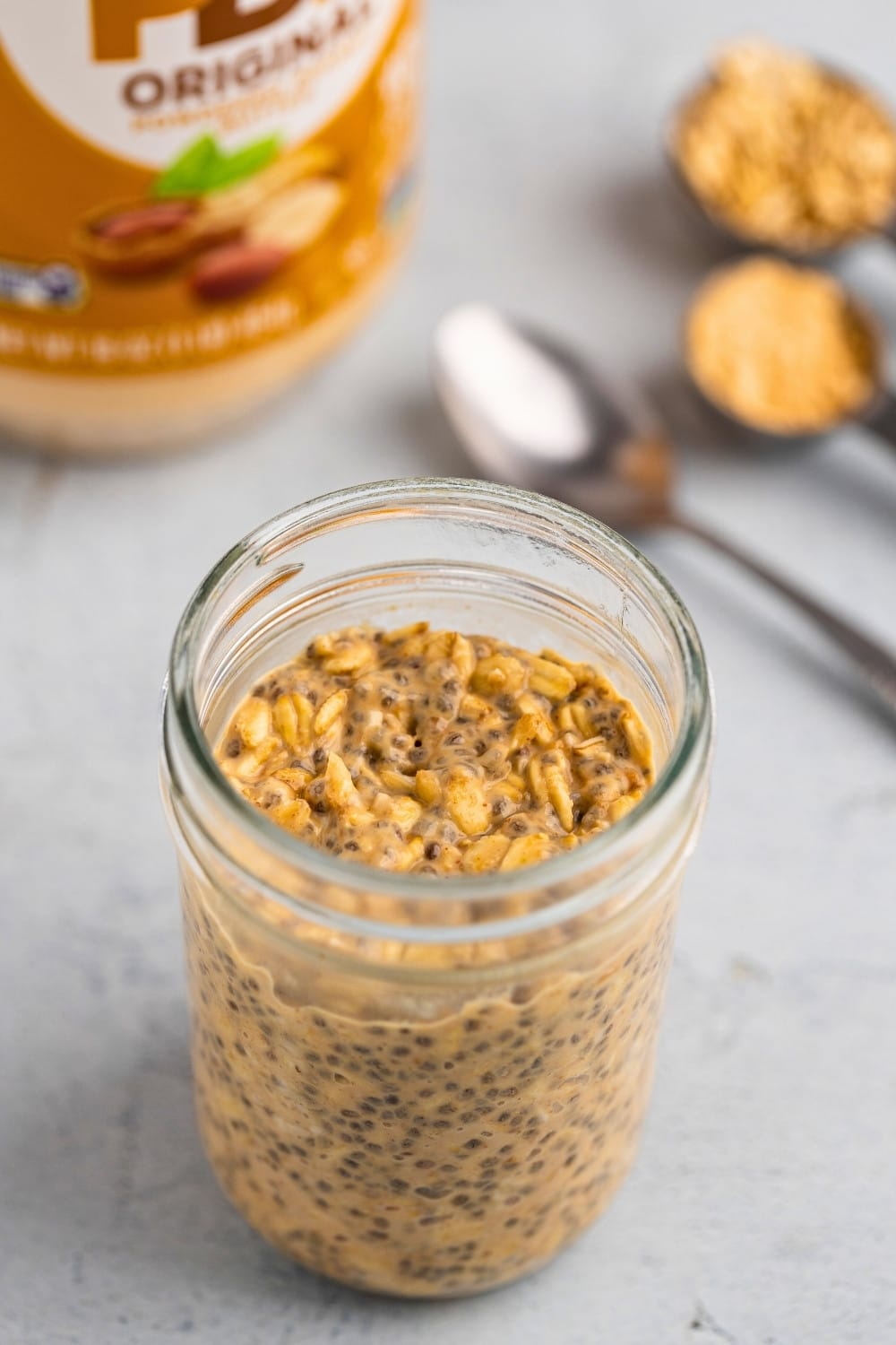 PB2 overnight oats hero image