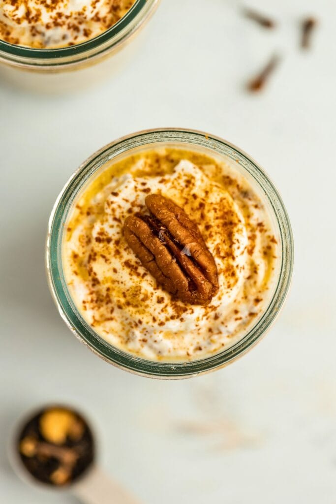 Cozy chai infused overnight oats