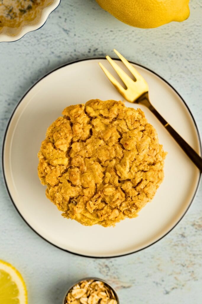 Easy homemade lemon baked oats