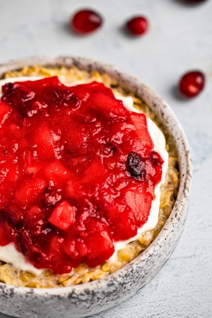 Apple cranberry oatmeal: closeup