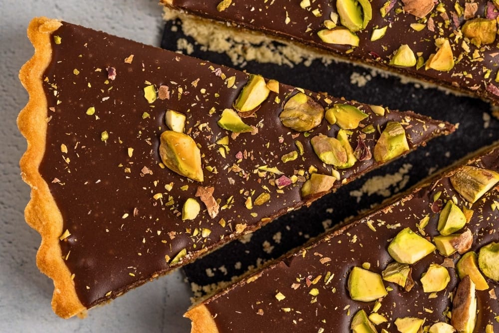 Dubai chocolate tart featured image