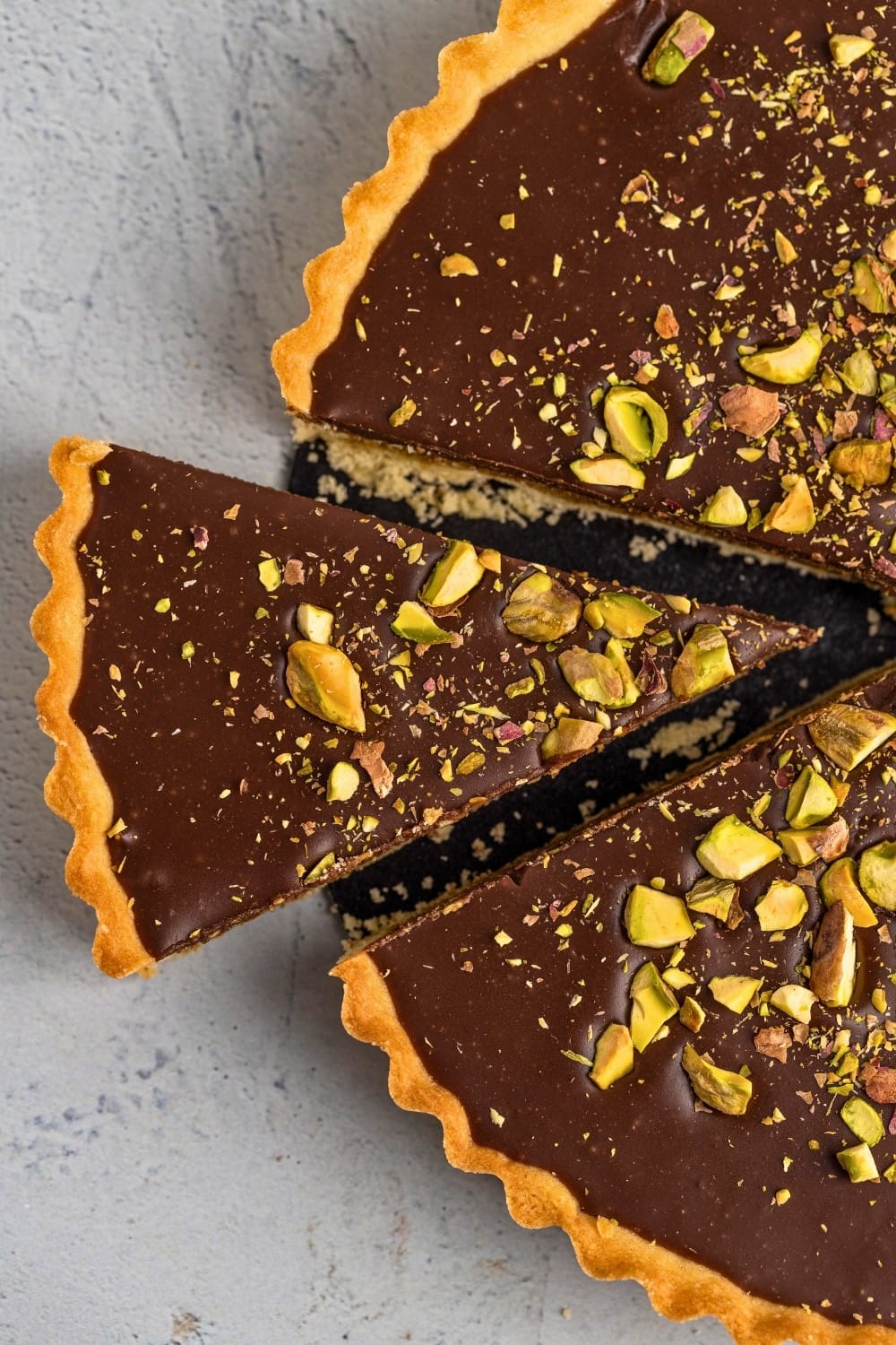 Dubai chocolate tart slice
