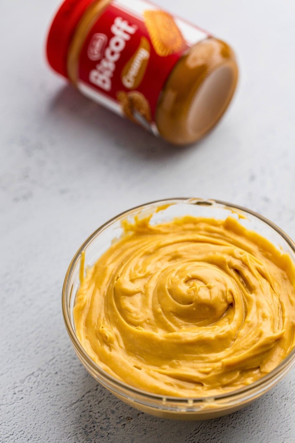 Biscoff pastry cream in a bowl