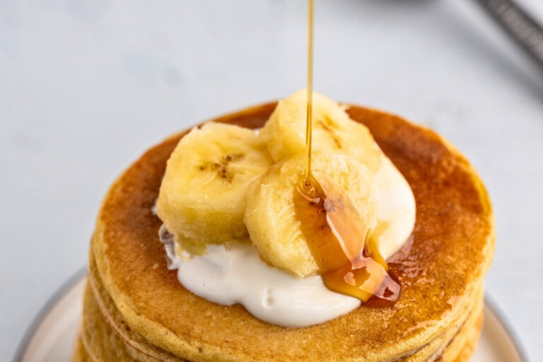Banana cottage cheese oat pancakes featured image