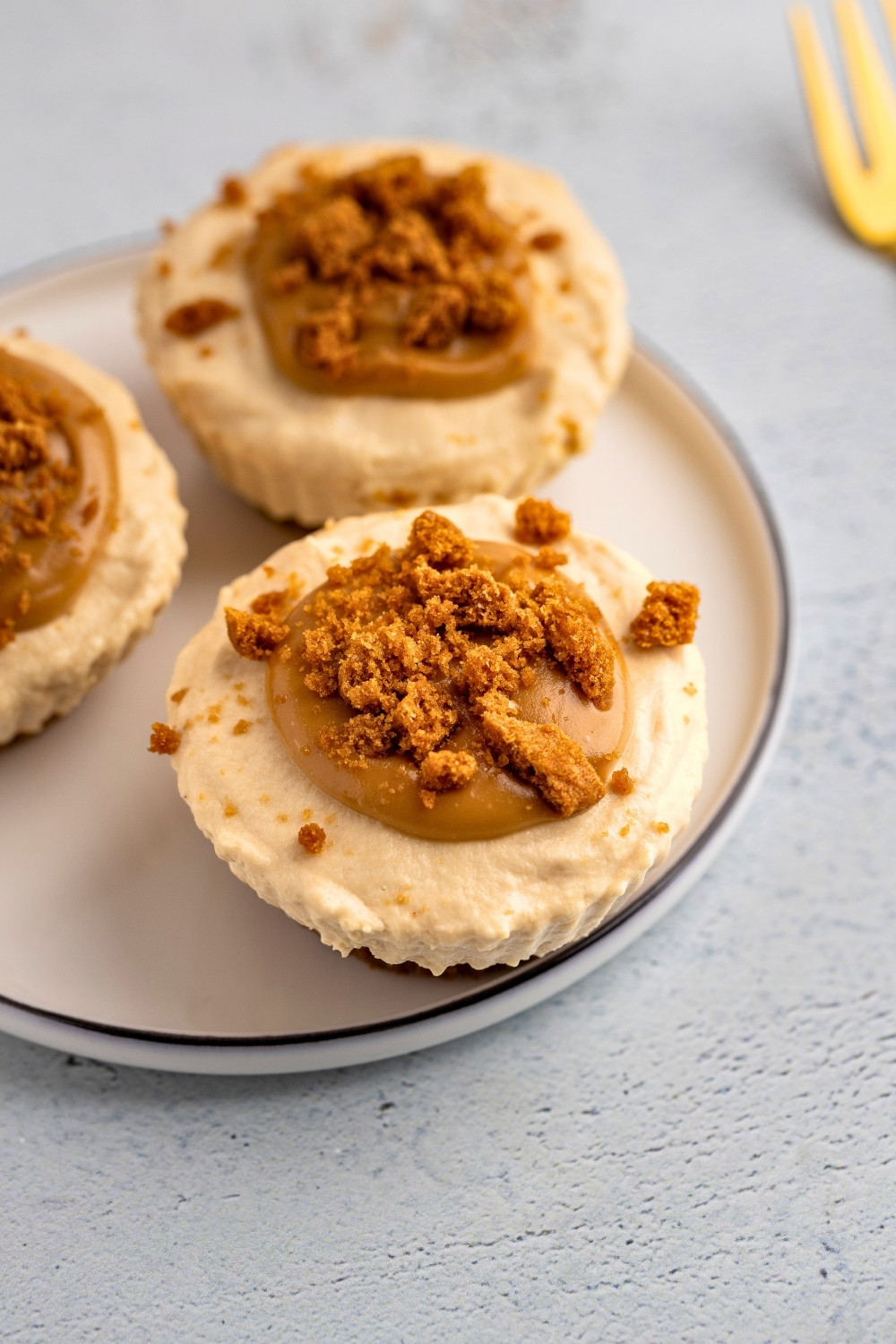 Mini Biscoff cheesecake cups plated