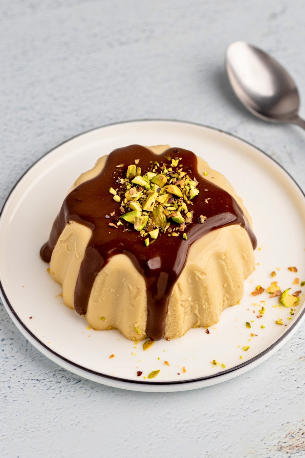 Pistachio panna cottta plated