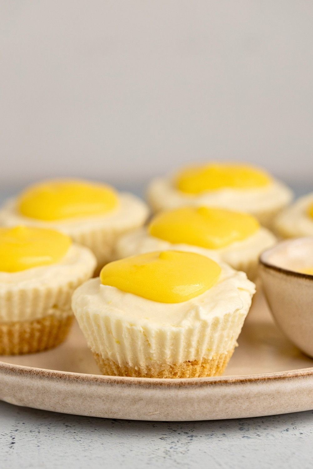 Lemon cheesecake cups plated