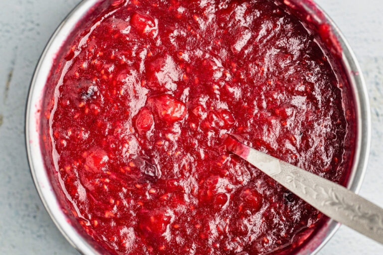 Apple mixed berries compote featured image