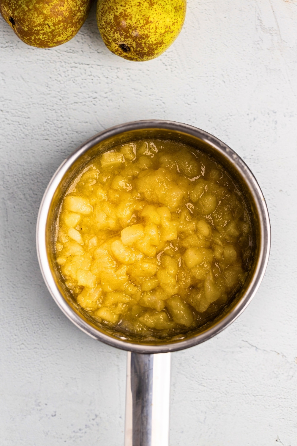 Pear compote just cooked
